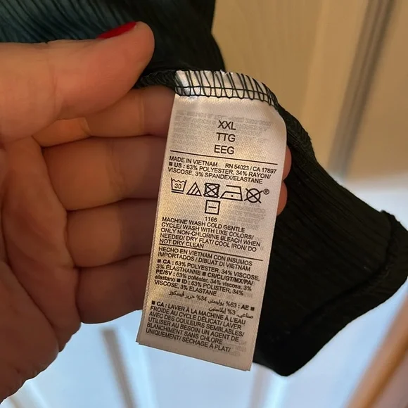 🌟 NWT Old Navy Luxe Ribbed Tank Top - Picture 7 of 8